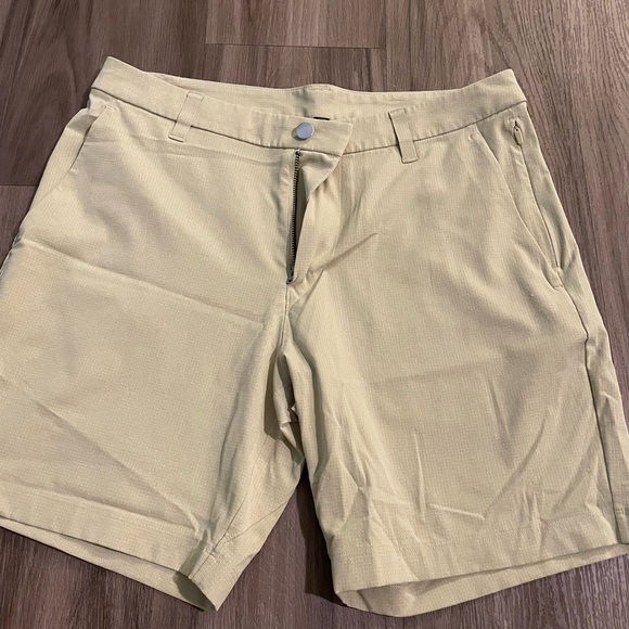 LULULEMON Men’s Work Shorts - Picture 7 of 7